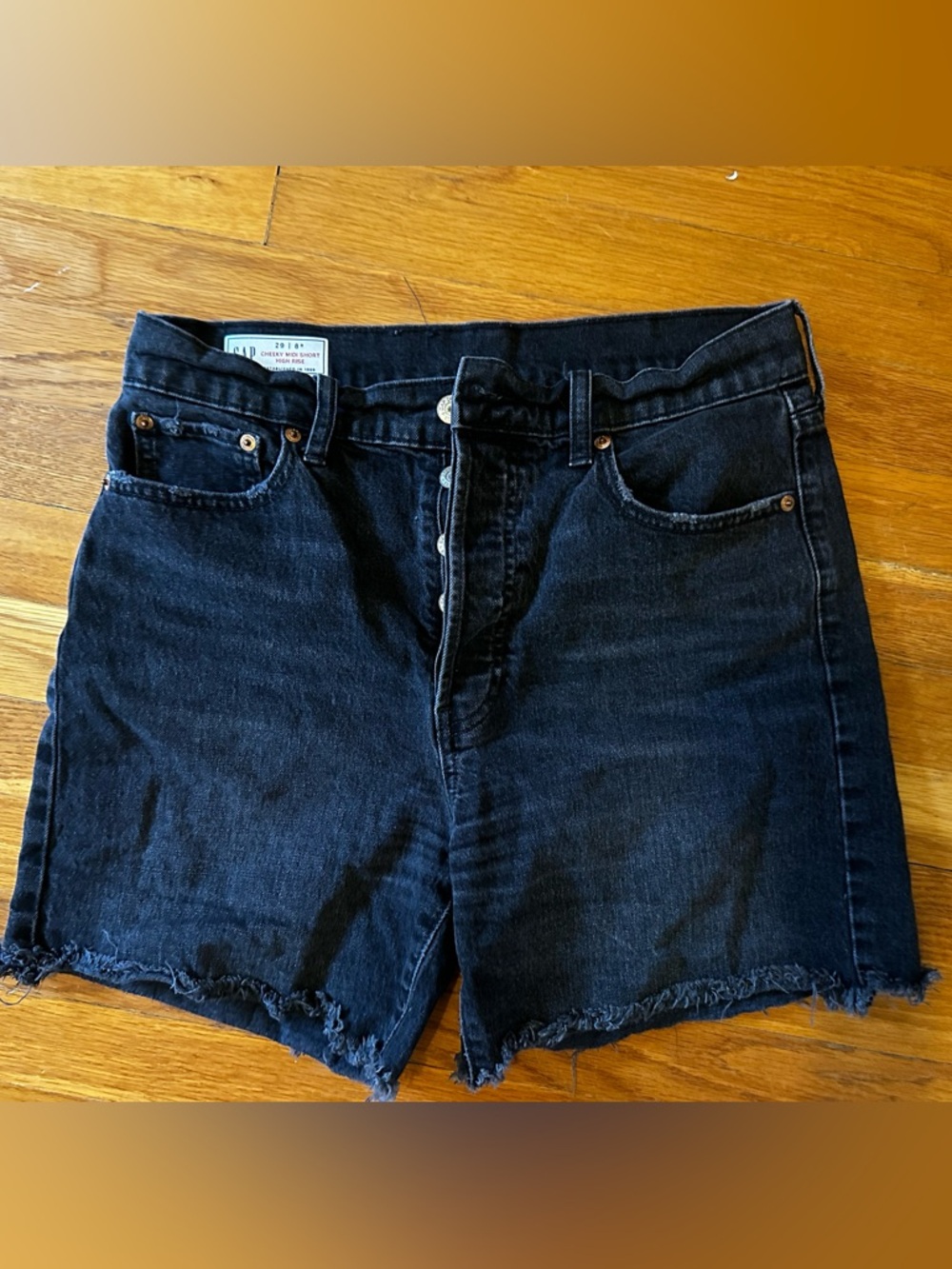 GAP 6" High Rise Cheeky Midi Shorts with Washwell 8 / 29 black